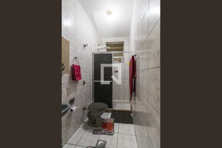 Banheiro de casa à venda com 1 quarto, 64m² em Brás de Pina, Rio de Janeiro