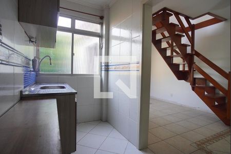 Cozinha de apartamento à venda com 1 quarto, 65m² em Vila Ipiranga, Porto Alegre