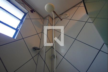 Banheiro Corredor de apartamento para alugar com 1 quarto, 65m² em Vila Ipiranga, Porto Alegre