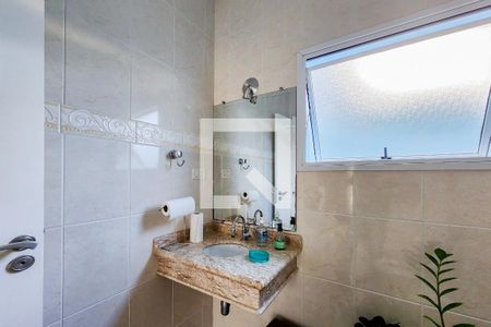 Casa de condomínio para alugar com 327m², 4 quartos e 4 vagas Casa de condomínio para alugar com 327m², 4 quartos e 4 vagasLavabo