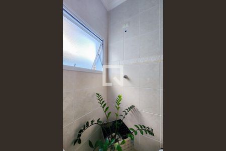 Casa de condomínio para alugar com 327m², 4 quartos e 4 vagas Casa de condomínio para alugar com 327m², 4 quartos e 4 vagasLavabo