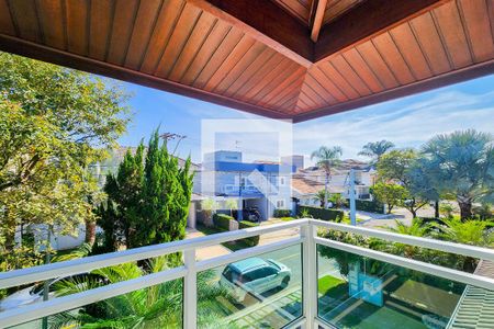 Casa de condomínio para alugar com 327m², 4 quartos e 4 vagas Casa de condomínio para alugar com 327m², 4 quartos e 4 vagasSacada