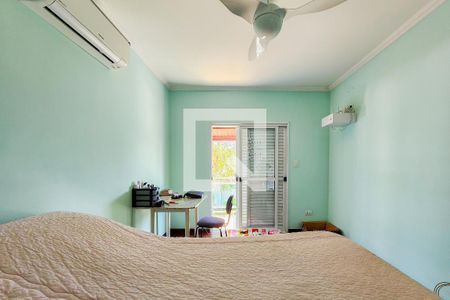 Casa de condomínio para alugar com 327m², 4 quartos e 4 vagas Casa de condomínio para alugar com 327m², 4 quartos e 4 vagasQuarto 1 - Suíte