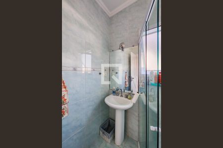 Casa de condomínio para alugar com 327m², 4 quartos e 4 vagas Casa de condomínio para alugar com 327m², 4 quartos e 4 vagasBanheiro da Suíte 1