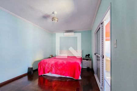 Casa de condomínio para alugar com 327m², 4 quartos e 4 vagas Casa de condomínio para alugar com 327m², 4 quartos e 4 vagasQuarto 3 - Suíte