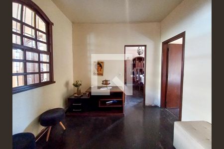 Sala 2 de casa à venda com 3 quartos, 360m² em Santa Tereza, Belo Horizonte