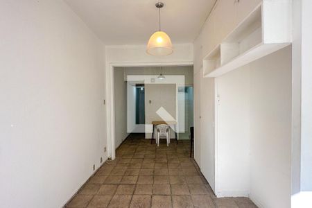 Sala/Quarto de apartamento para alugar com 1 quarto, 30m² em Copacabana, Rio de Janeiro