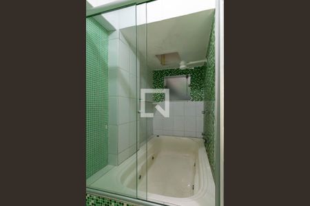 Banheiro 2 de apartamento para alugar com 2 quartos, 210m² em Gutierrez, Belo Horizonte