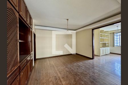 Apartamento à venda com 4 quartos, 229m² em Serra, Belo Horizonte