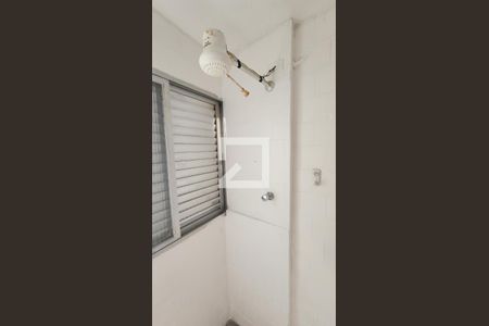 Banheiro de kitnet/studio para alugar com 1 quarto, 30m² em Itararé, Santos