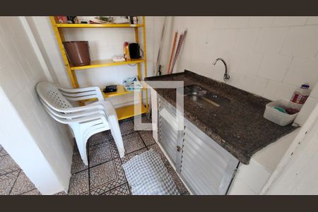 Cozinha de kitnet/studio para alugar com 1 quarto, 30m² em Itararé, Santos