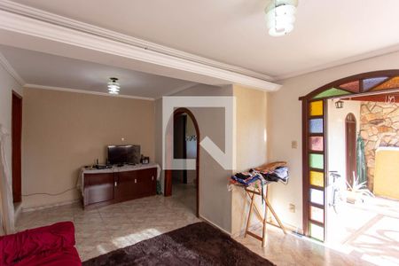 Sala de casa à venda com 4 quartos, 360m² em Santa Monica, Belo Horizonte