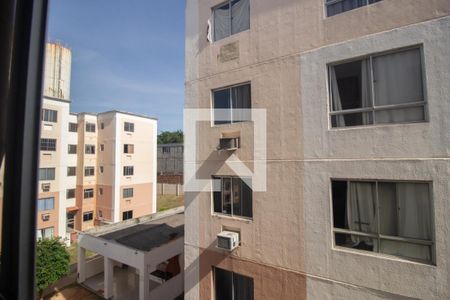 Vista da Sala de apartamento para alugar com 2 quartos, 43m² em Cosmos, Rio de Janeiro