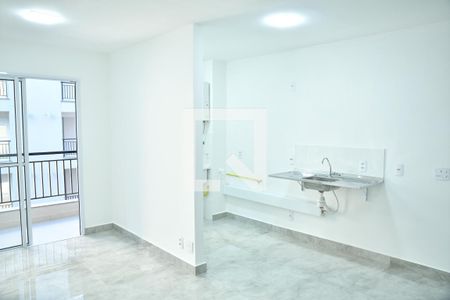 Sala/Cozinha de apartamento para alugar com 2 quartos, 56m² em Jardim Recanto Suave, Cotia