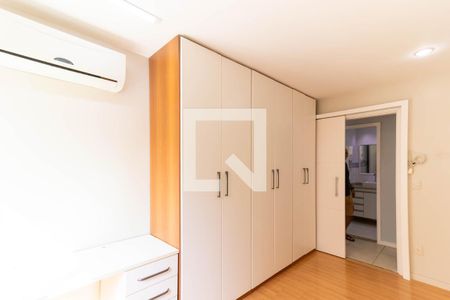 Quarto 1  de apartamento à venda com 2 quartos, 76m² em Icaraí, Niterói