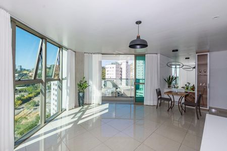 Sala de apartamento à venda com 3 quartos, 106m² em Buritis, Belo Horizonte