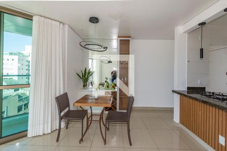 Sala de apartamento à venda com 3 quartos, 106m² em Buritis, Belo Horizonte