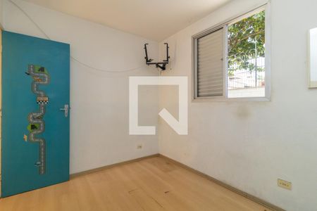 Quarto 1 de apartamento para alugar com 2 quartos, 50m² em Jardim Saporito, Taboão da Serra