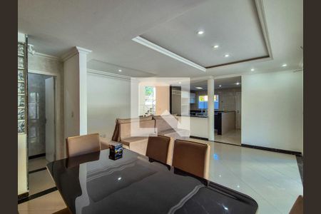 Sala de casa de condomínio para alugar com 3 quartos, 450m² em Vargem Grande, Rio de Janeiro