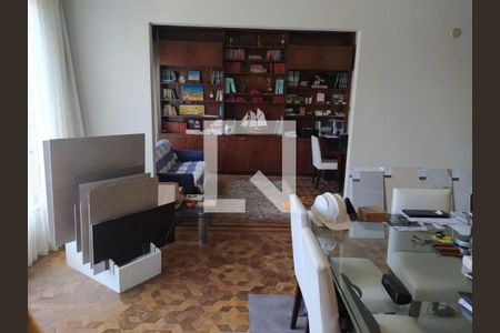 Casa à venda com 3 quartos, 270m² em Alto de Pinheiros, São Paulo