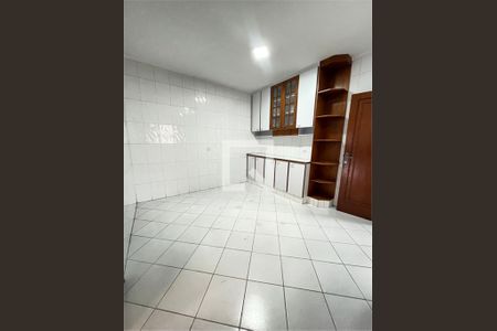 Casa à venda com 4 quartos, 290m² em Tucuruvi, São Paulo