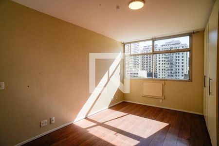 Suite  de apartamento à venda com 4 quartos, 178m² em Ingá, Niterói