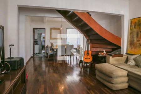 Sala de casa à venda com 2 quartos, 150m² em Vila Pompéia, São Paulo