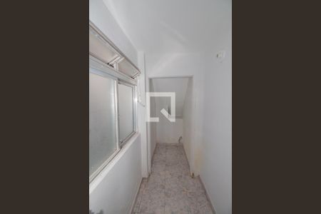 Banheiro de casa para alugar com 1 quarto, 35m² em Jardim Clara Regina, São Paulo