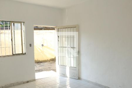 Casa para alugar com 2 quartos, 110m² em Moqueta, Nova Iguaçu