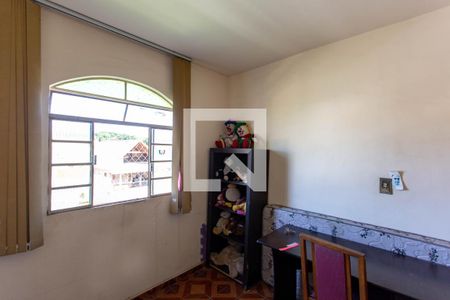 Quarto 2 de casa à venda com 6 quartos, 124m² em Alípio de Melo, Belo Horizonte