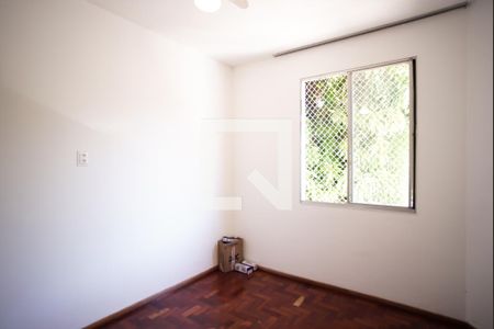 Quarto 1 de apartamento para alugar com 3 quartos, 76m² em Indaiá, Belo Horizonte