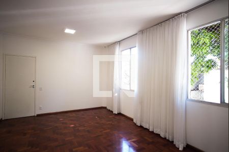 Sala de apartamento para alugar com 3 quartos, 76m² em Indaiá, Belo Horizonte