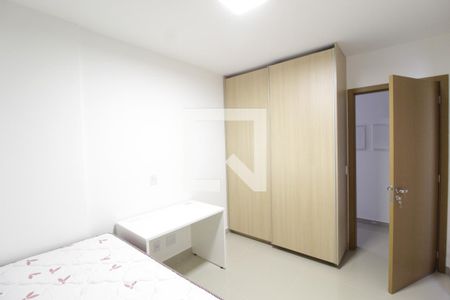 Suíte 1 de apartamento para alugar com 3 quartos, 135m² em Jardim Karaíba, Uberlândia
