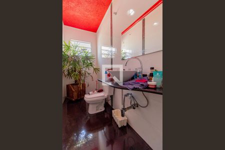 Lavabo de casa para alugar com 2 quartos, 162m² em Vila Paranaguá, São Paulo