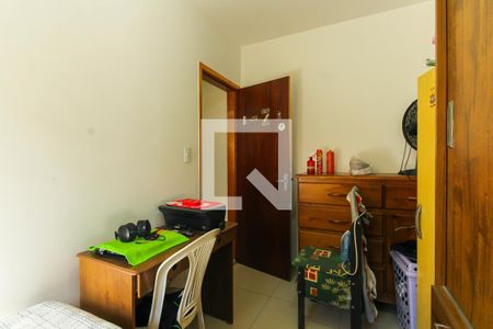 Quarto 2 de apartamento para alugar com 2 quartos, 52m² em Vila Salete, São Paulo