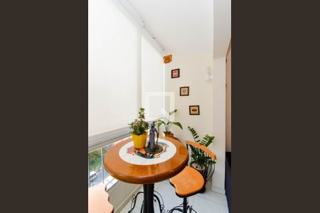Varanda da Sala de apartamento à venda com 2 quartos, 75m² em Vila Zanardi, Guarulhos