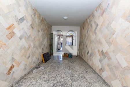 Sala 1 de casa para alugar com 2 quartos, 80m² em Dom Bosco, Belo Horizonte