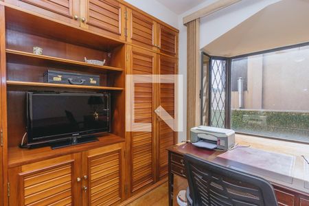 Casa de condomínio para alugar com 580m², 6 quartos e 4 vagas Casa de condomínio para alugar com 580m², 6 quartos e 4 vagasSuíte 4