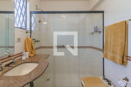 Casa de condomínio para alugar com 580m², 6 quartos e 4 vagas Casa de condomínio para alugar com 580m², 6 quartos e 4 vagasSuíte 2