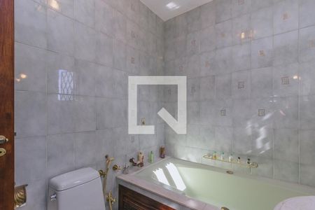 Casa de condomínio para alugar com 580m², 6 quartos e 4 vagas Casa de condomínio para alugar com 580m², 6 quartos e 4 vagasSuíte 3