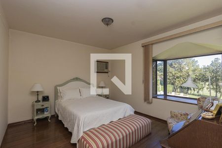 Casa de condomínio para alugar com 580m², 6 quartos e 4 vagas Casa de condomínio para alugar com 580m², 6 quartos e 4 vagasSuíte 3