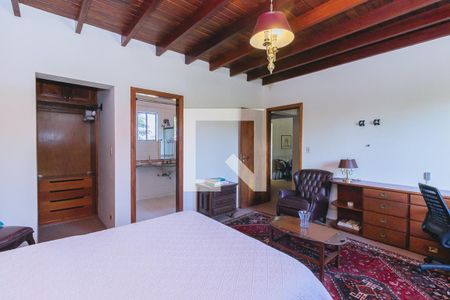 Casa de condomínio para alugar com 580m², 6 quartos e 4 vagas Casa de condomínio para alugar com 580m², 6 quartos e 4 vagasSuíte 2