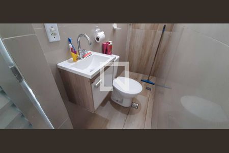 Banheiro de casa à venda com 1 quarto, 138m² em Bussocaba, Osasco