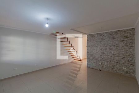 Sala de casa para alugar com 2 quartos, 125m² em Vila Lourdes, São Paulo