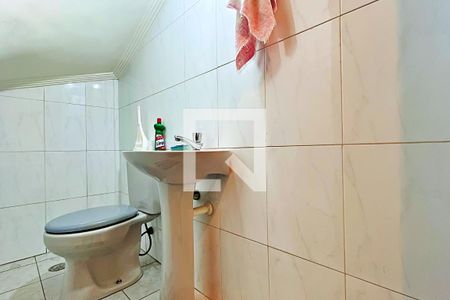 Lavabo de casa para alugar com 3 quartos, 214m² em Vila Rosália, Guarulhos