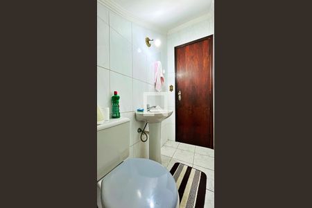 Lavabo de casa para alugar com 3 quartos, 214m² em Vila Rosália, Guarulhos