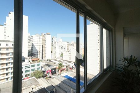 Sala vista de apartamento à venda com 1 quarto, 115m² em Jardim Paulista, São Paulo