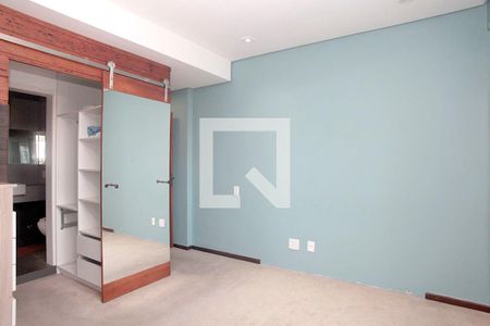 Quarto 1 Suíte de apartamento para alugar com 2 quartos, 202m² em Higienópolis, Porto Alegre