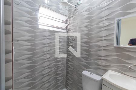 Banheiro da Suíte de casa para alugar com 1 quarto, 28m² em Jardim Coimbra, São Paulo