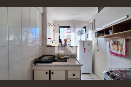 Cozinha de apartamento para alugar com 1 quarto, 45m² em Vila Tupi, Praia Grande